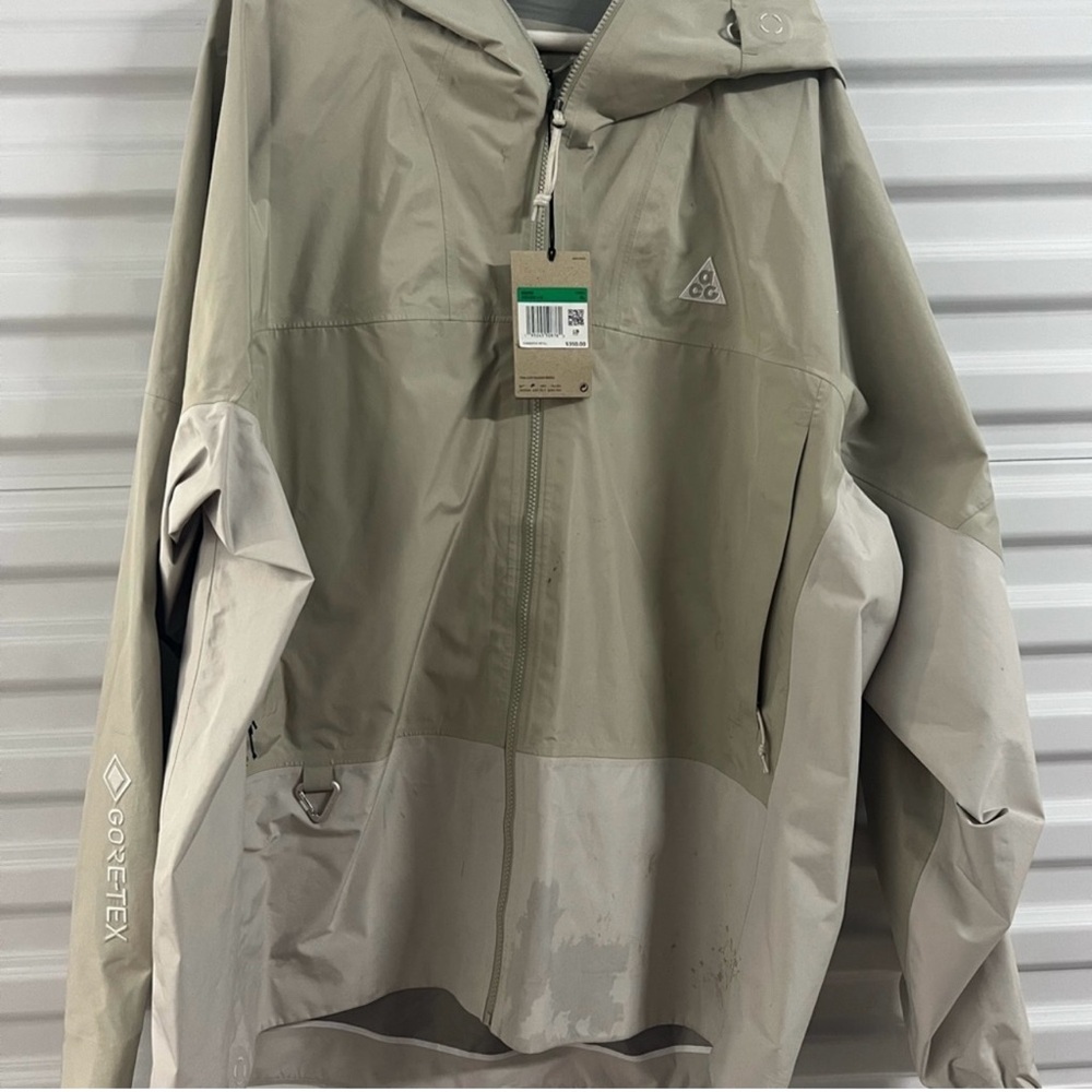Nike ACG Gray Lightweight Pullover Jacket